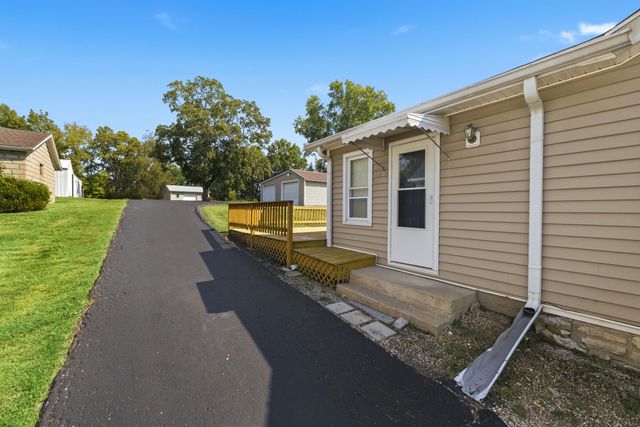 433 N College Street, Harrodsburg, KY 40330