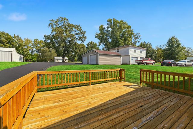 433 N College Street, Harrodsburg, KY 40330
