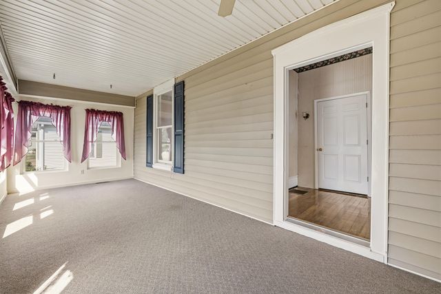 433 N College Street, Harrodsburg, KY 40330