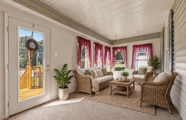 433 N College Street, Harrodsburg, KY 40330