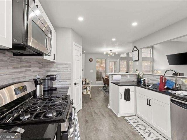 2216 Goodwood Boulevard SE, Smyrna, GA 30080