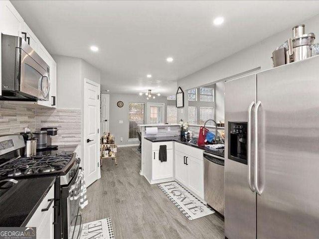 2216 Goodwood Boulevard SE, Smyrna, GA 30080