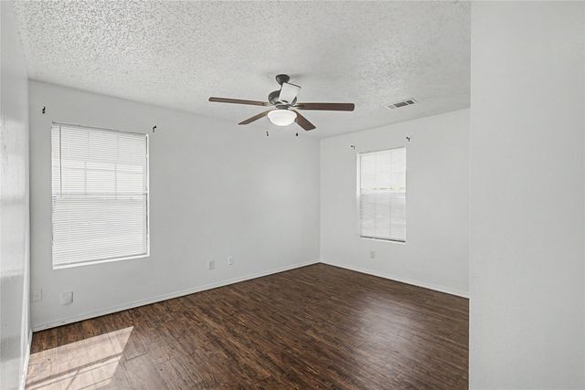 501 Byron Street, Fort Worth, TX 76114