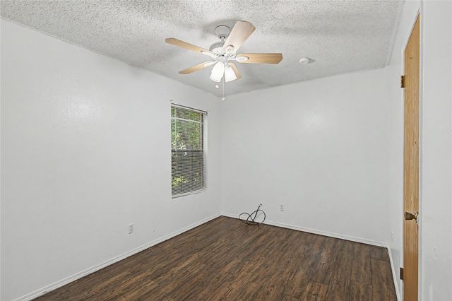 501 Byron Street, Fort Worth, TX 76114