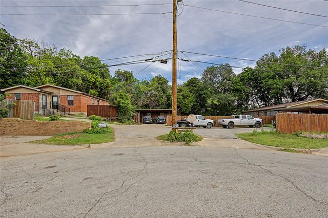 501 Byron Street, Fort Worth, TX 76114