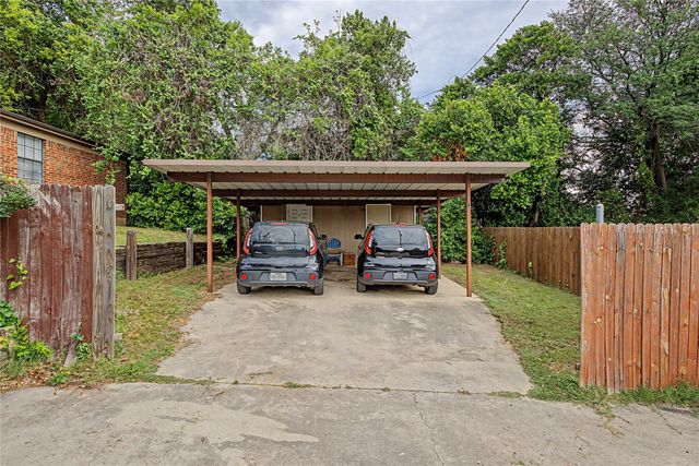 501 Byron Street, Fort Worth, TX 76114