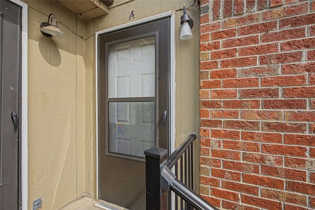 501 Byron Street, Fort Worth, TX 76114