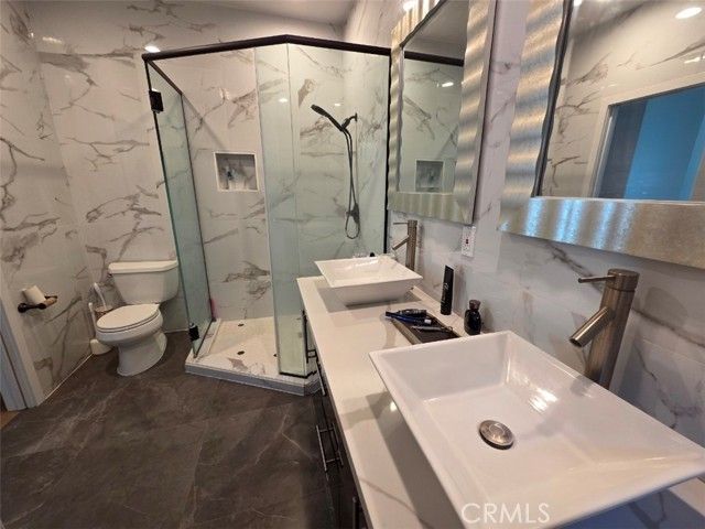 915 S Rimpau Boulevard, Los Angeles, CA 90019