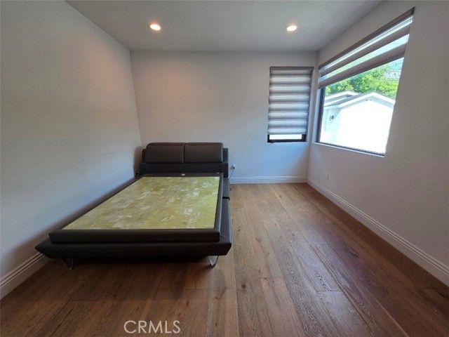 915 S Rimpau Boulevard, Los Angeles, CA 90019