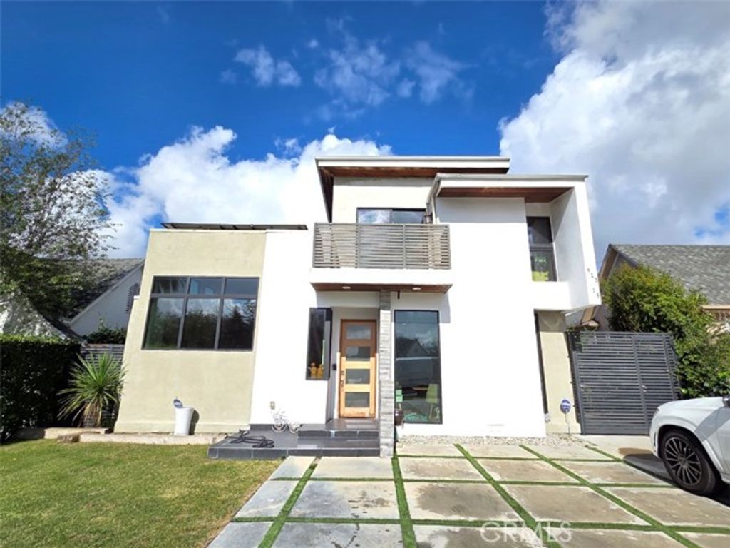 915 S Rimpau Boulevard, Los Angeles, CA 90019