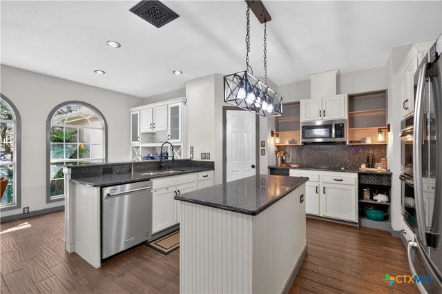 25867 Lewis Ranch Road, New Braunfels, TX 78132