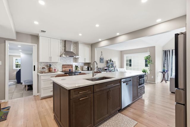 118 UPSHIRE CIR, Gaithersburg, MD 20878