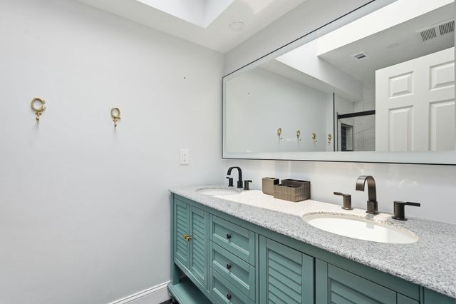 118 UPSHIRE CIR, Gaithersburg, MD 20878