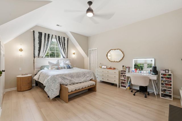 118 UPSHIRE CIR, Gaithersburg, MD 20878