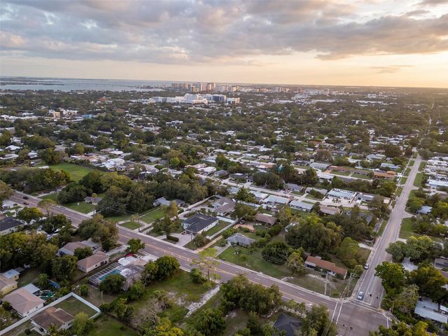 2328 WEBBER STREET, Sarasota, FL 34239