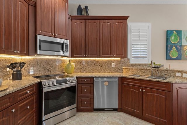8984 WADE STREET, Weeki Wachee, FL 34613
