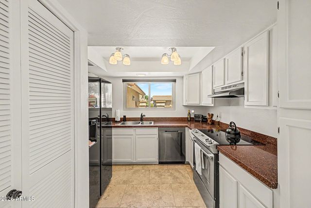 2341 W IRONWOOD Drive, Chandler, AZ 85224