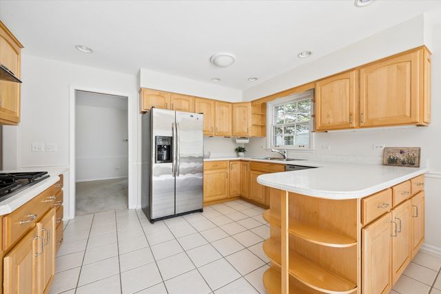 2629 Illinois Road, Northbrook, IL 60062