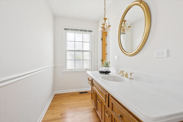 2629 Illinois Road, Northbrook, IL 60062