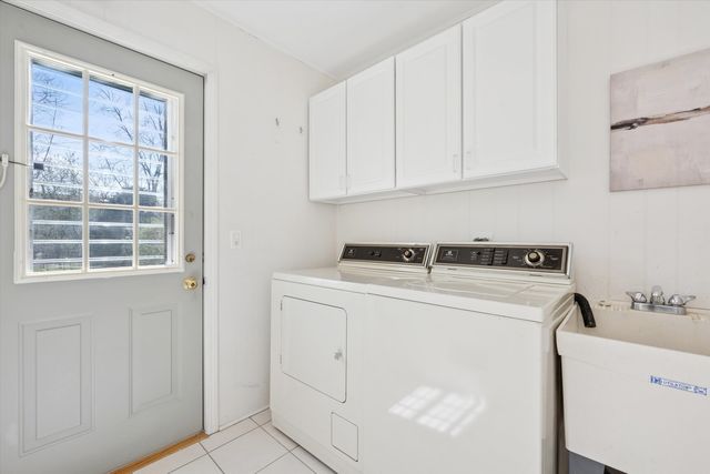 2629 Illinois Road, Northbrook, IL 60062