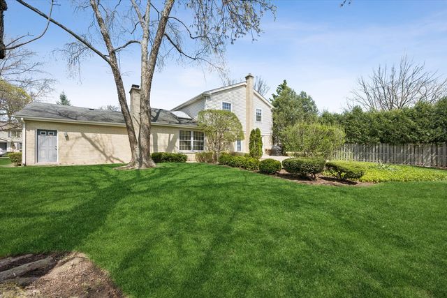 2629 Illinois Road, Northbrook, IL 60062