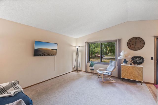 1258 Bridle Path Court, White Bear Lake, MN 55110