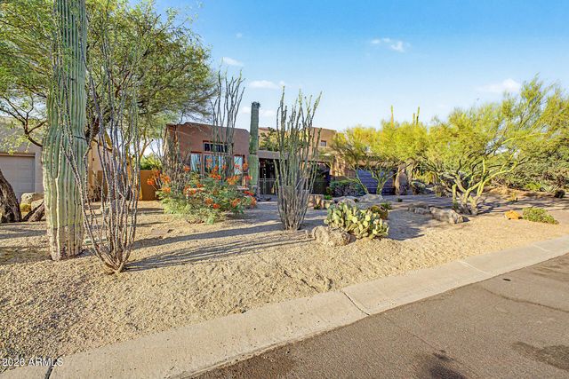 11082 E MARK Lane, Scottsdale, AZ 85262