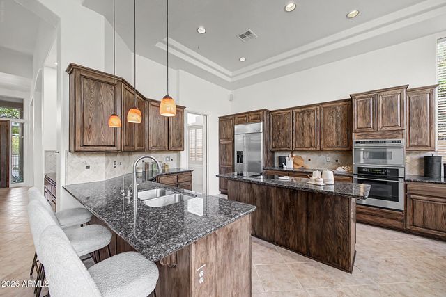 11082 E MARK Lane, Scottsdale, AZ 85262