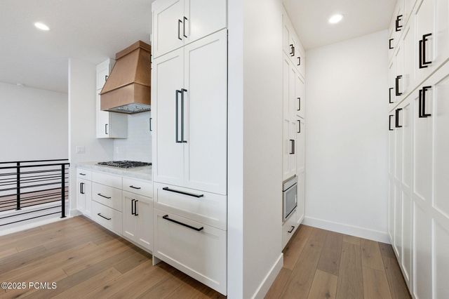 674 E Silver Hill Loop, Hideout, UT 84036