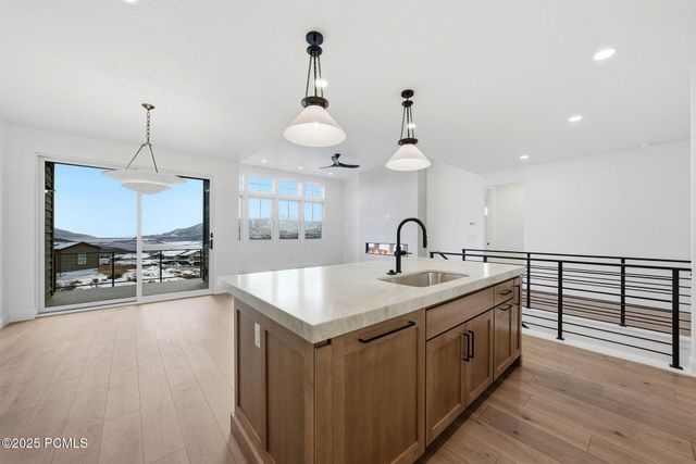 674 E Silver Hill Loop, Hideout, UT 84036