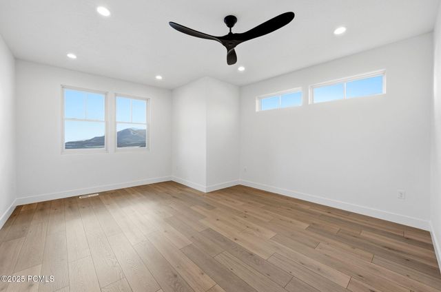 674 E Silver Hill Loop, Hideout, UT 84036