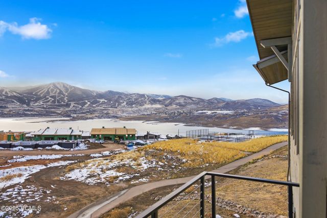 674 E Silver Hill Loop, Hideout, UT 84036