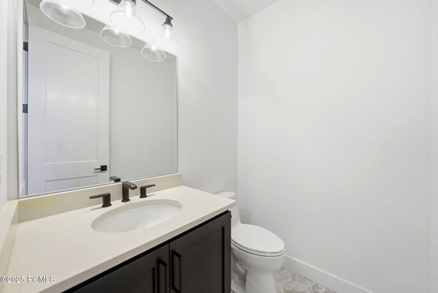 674 E Silver Hill Loop, Hideout, UT 84036