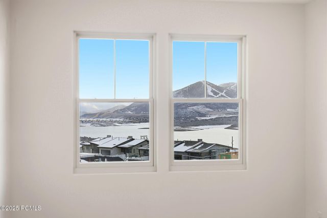 674 E Silver Hill Loop, Hideout, UT 84036