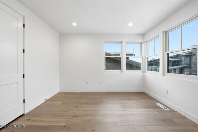 674 E Silver Hill Loop, Hideout, UT 84036