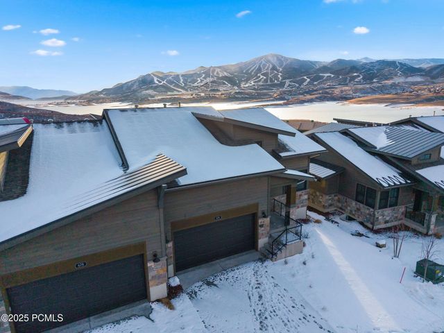 674 E Silver Hill Loop, Hideout, UT 84036