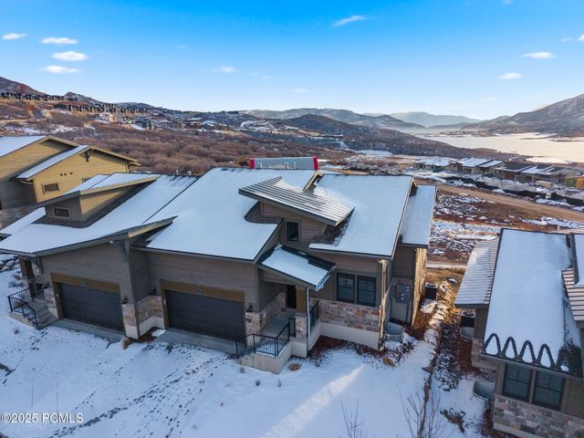 674 E Silver Hill Loop, Hideout, UT 84036