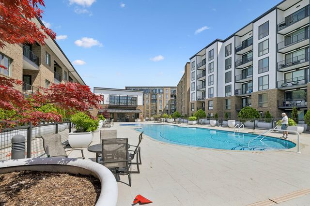 200 Manufacturers Road Apt 617, Chattanooga, TN 37405