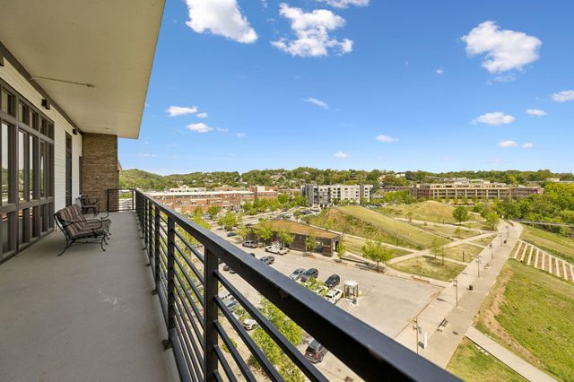 200 Manufacturers Road Apt 617, Chattanooga, TN 37405