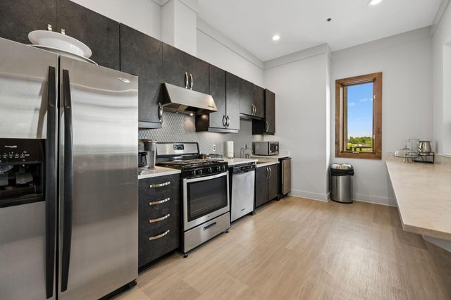 200 Manufacturers Road Apt 617, Chattanooga, TN 37405