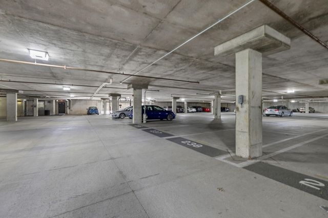 200 Manufacturers Road Apt 617, Chattanooga, TN 37405