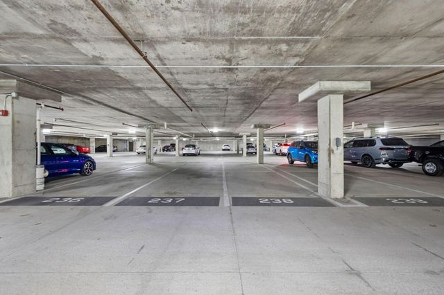 200 Manufacturers Road Apt 617, Chattanooga, TN 37405