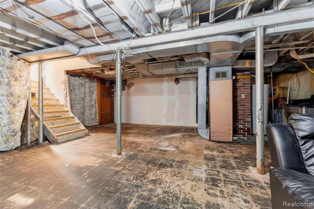 7715 Abington Avenue, Detroit, MI 48228