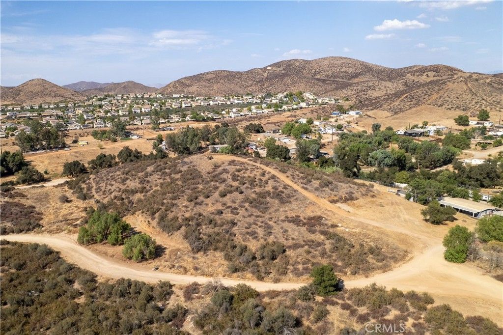 0 YUCCA, Menifee, CA 92584 — photo 4