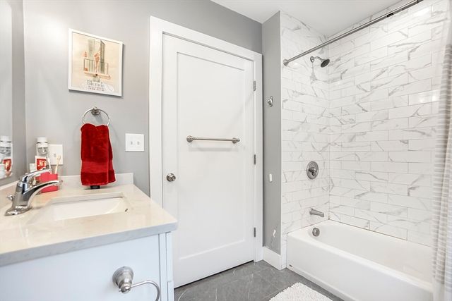 245 Bussey St 205, Dedham, MA 02026