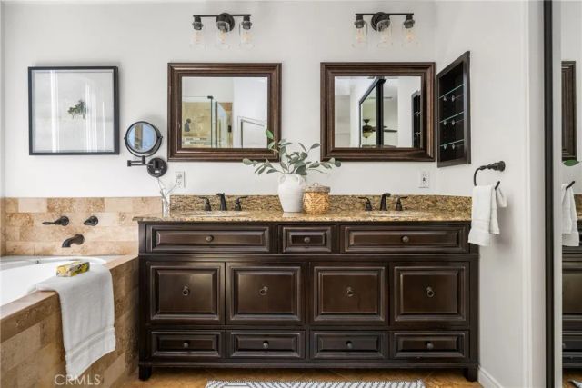 10970 Hiskey, Tustin, CA 92782