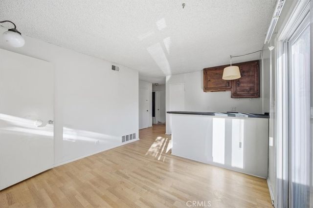 1902 Highland Avenue, Manhattan Beach, CA 90266