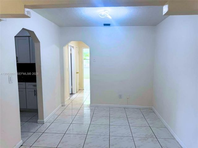 672 NE 130th St 672, North Miami, FL 33161