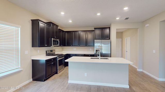 3965 CLOVERDALE Court, Middleburg, FL 32068