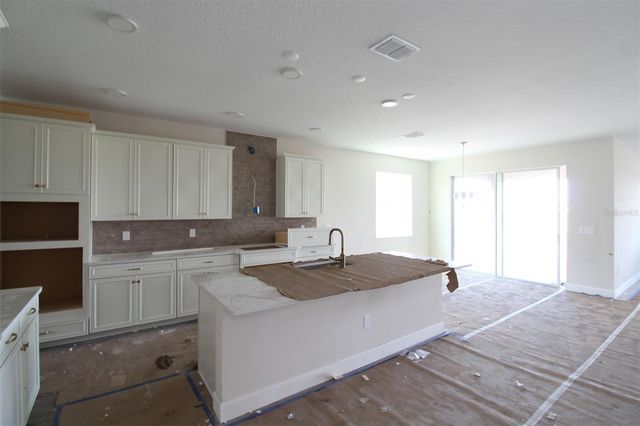 5400 LASSEN STREET, St Cloud, FL 34771
